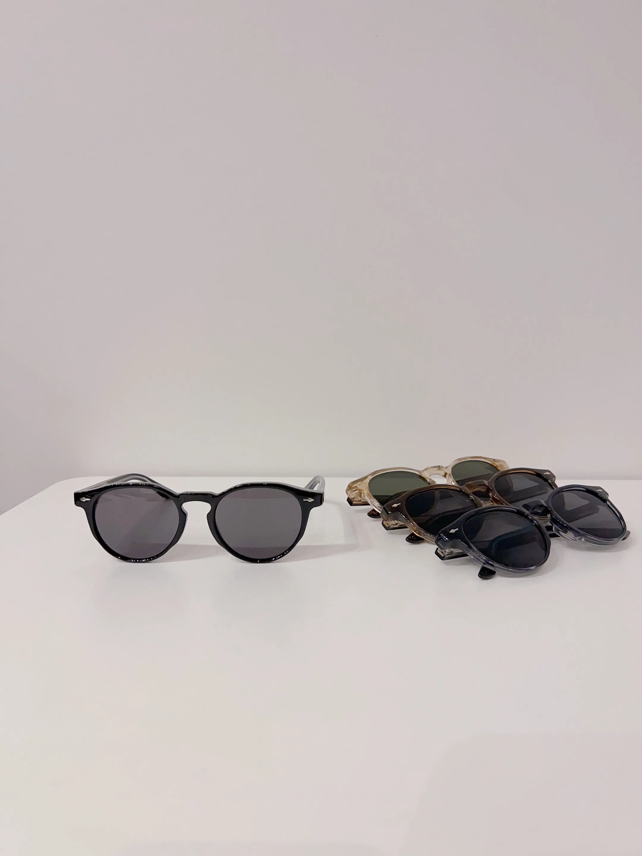 CANOE Rounded eye sunnies