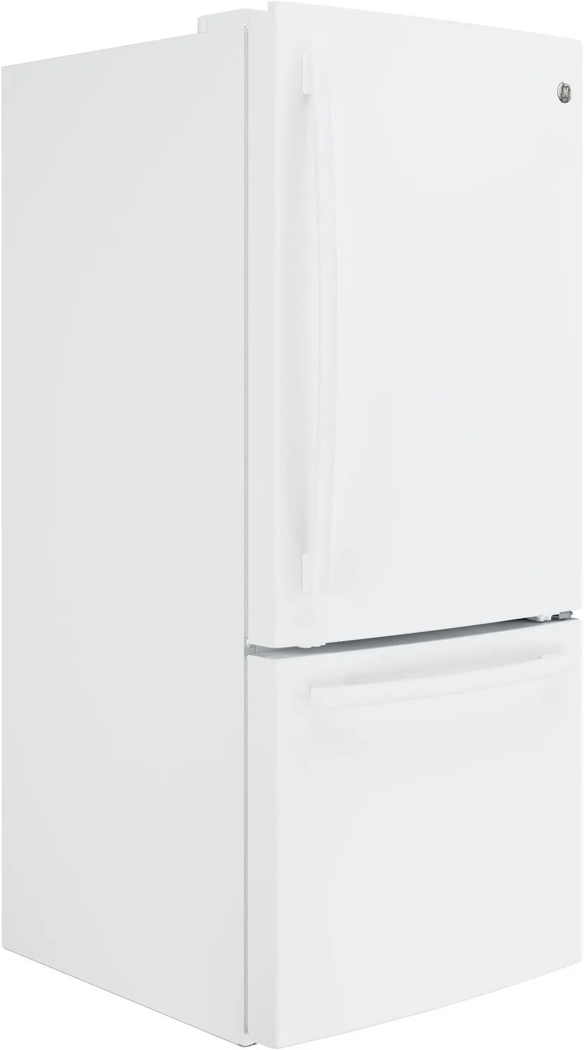 GE White BOTTOM-FREEZER REFRIGERATOR (20.9 CU. FT.) - GBE21AGKWW