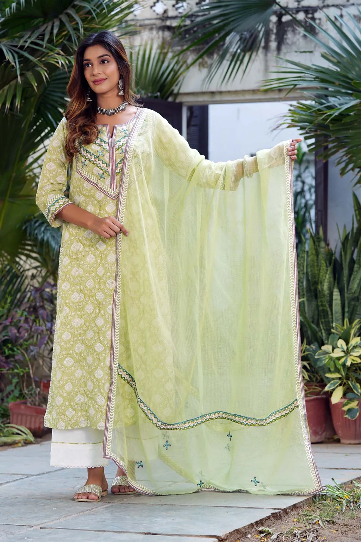 Lime Green Kotadoriya Dupatta With Fabric Borders