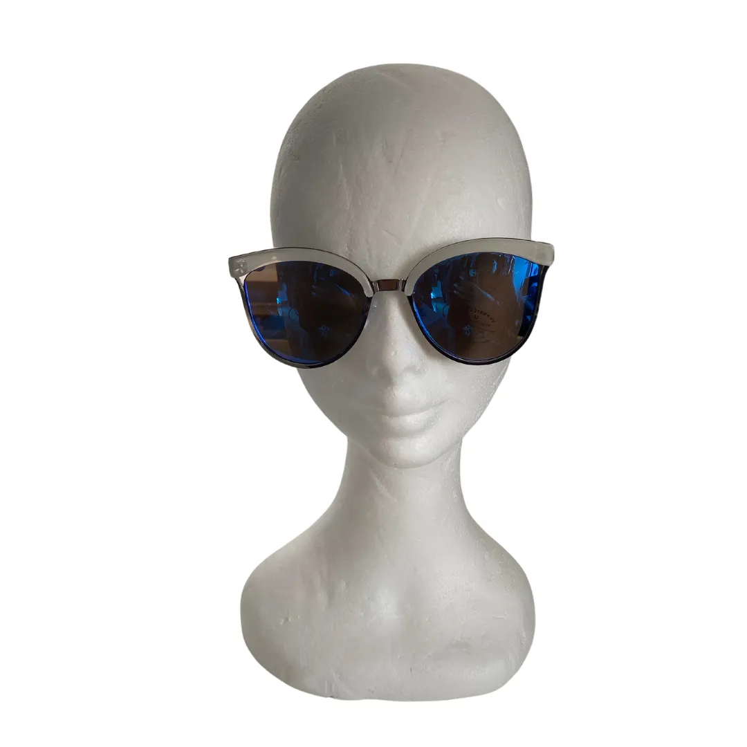 Mirrored Cat-Eye Sunglasses White Blue