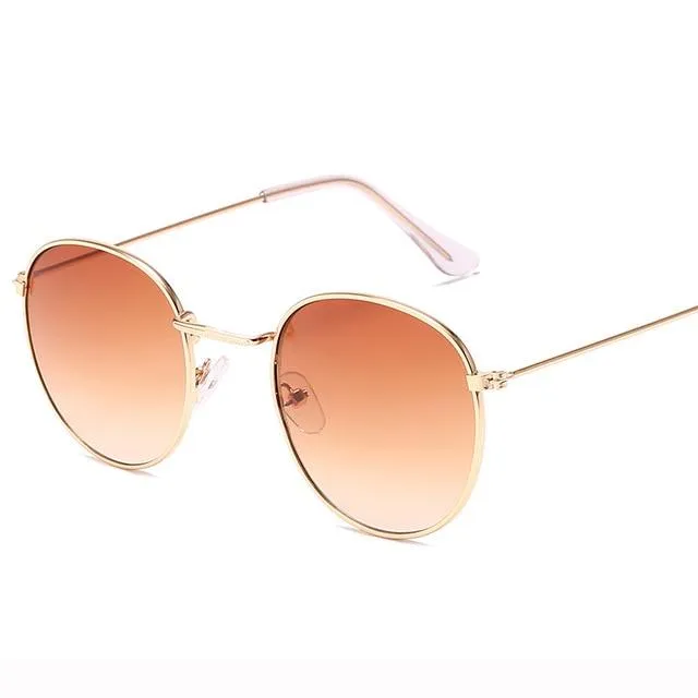 Sarah Vintage Oval Classic Sunglasses