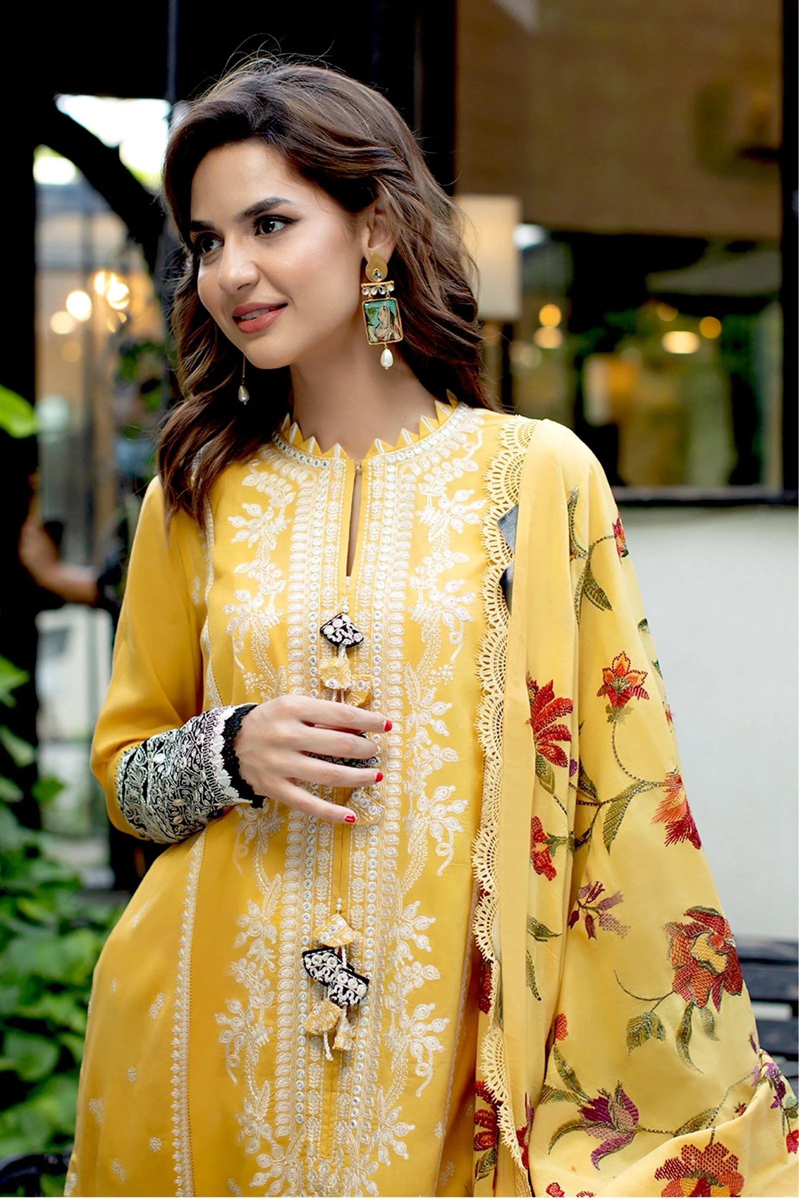 Zaha by Khadijah Shah Festive Lawn Collection 2021 – ASALI (ZF21-08)